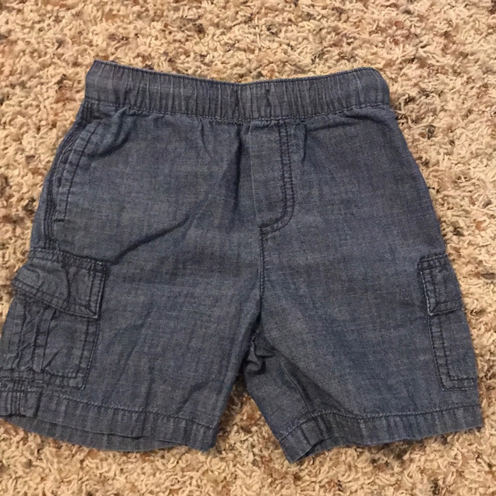 Boys Oshkosh denim shorts. Great condition. 4t